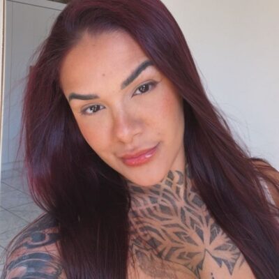 Lara_23_, Sugar Baby en Niterói