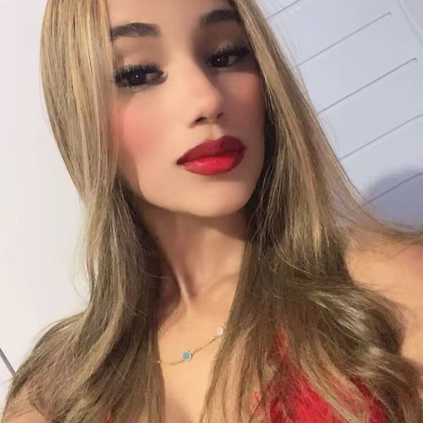 Juusx, Sugar Baby em Manaus