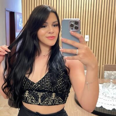 Andrezza_, Sugar Baby em Macaé
