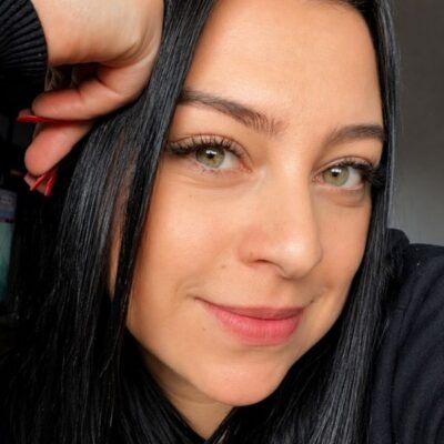Julia, Sugar Baby en Ponta Grossa