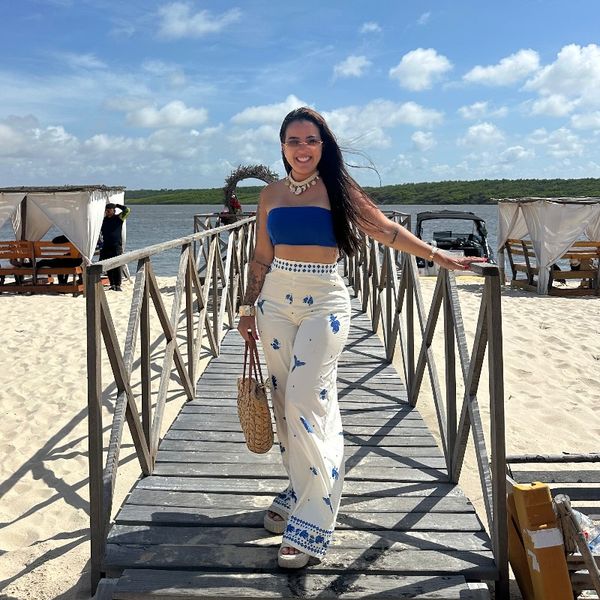 Micaele, Sugar Baby en Salvador