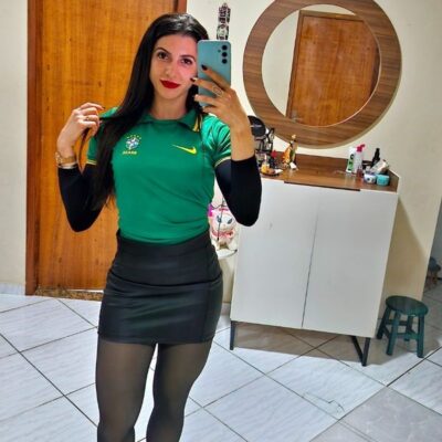 Carlinha, Sugar Baby in Vila Velha